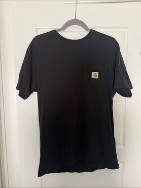 Carhartt Short Sleeve Pocket Tee in Black with Logo Patch